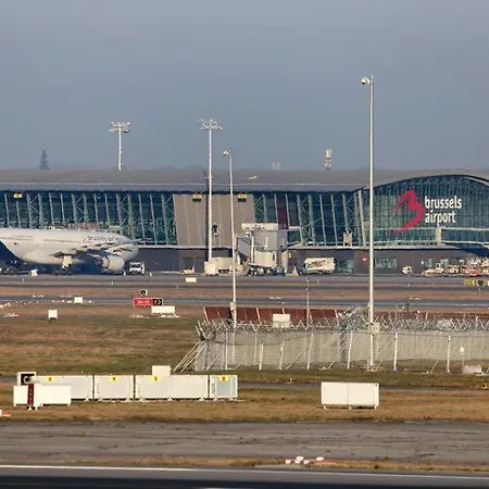 Airport Apartamento *